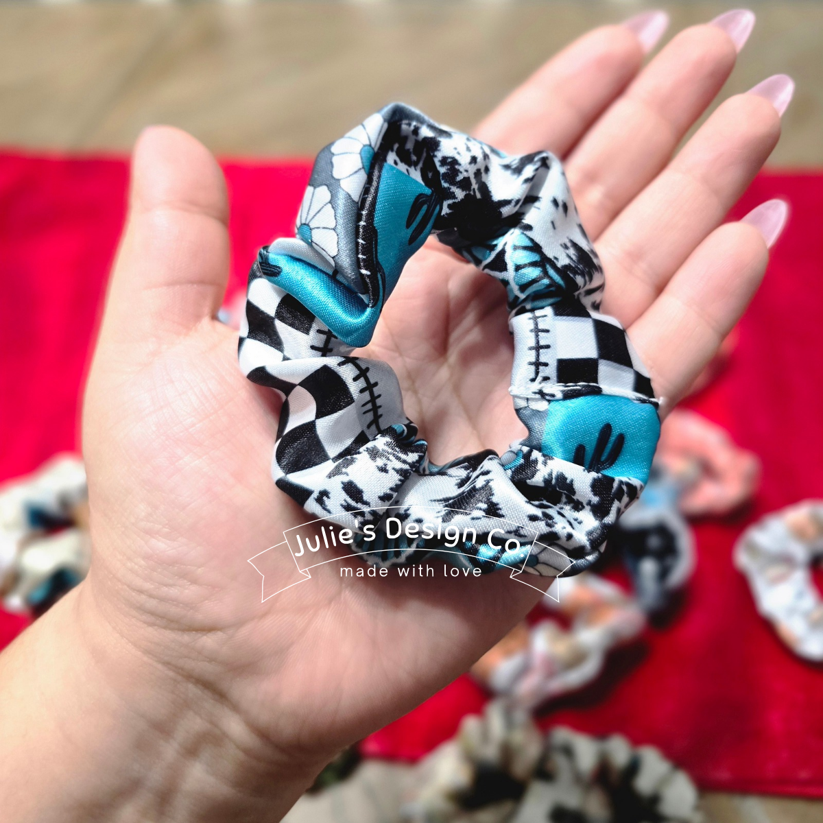 Carhartt Dark - Scrunchie