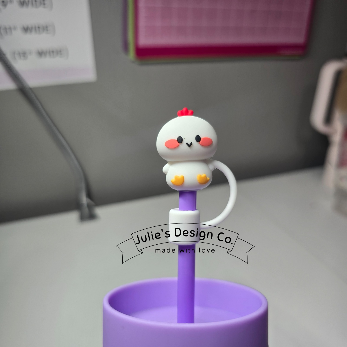 Chicken Straw Topper